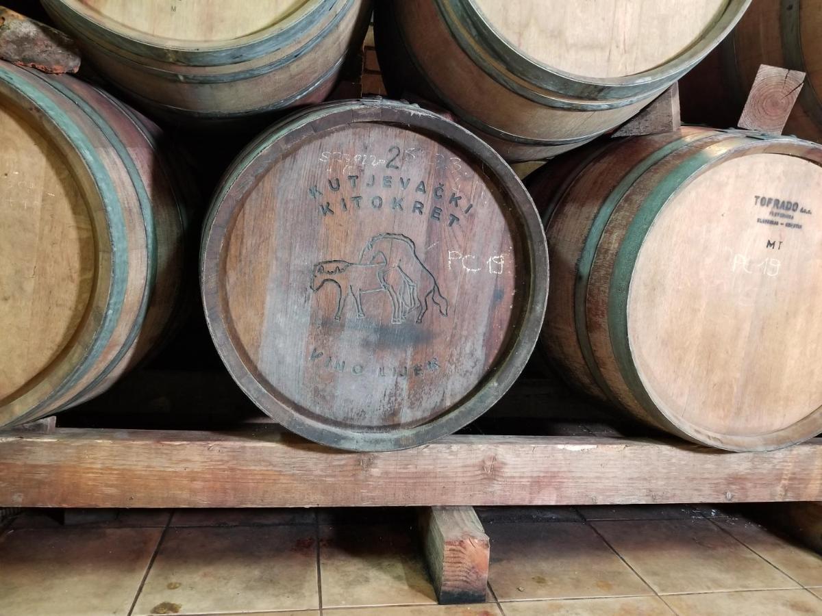 Wellness B&B Winery Sontacchi Kutjevo Zewnętrze zdjęcie